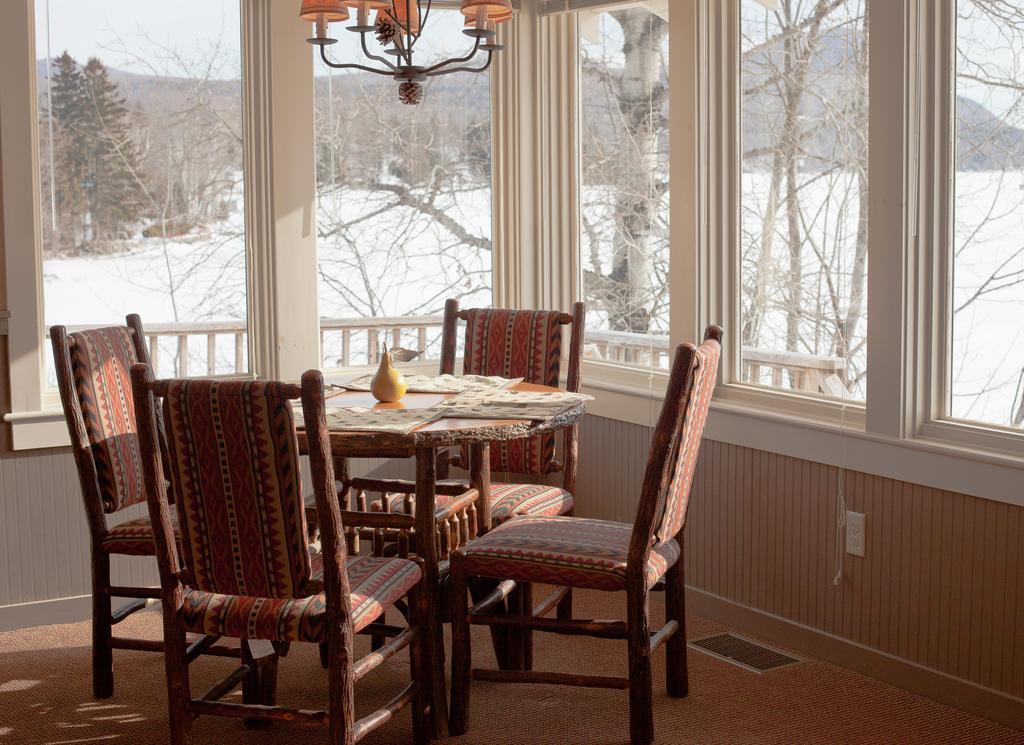Willoughvale Inn Westmore Newport Zimmer foto